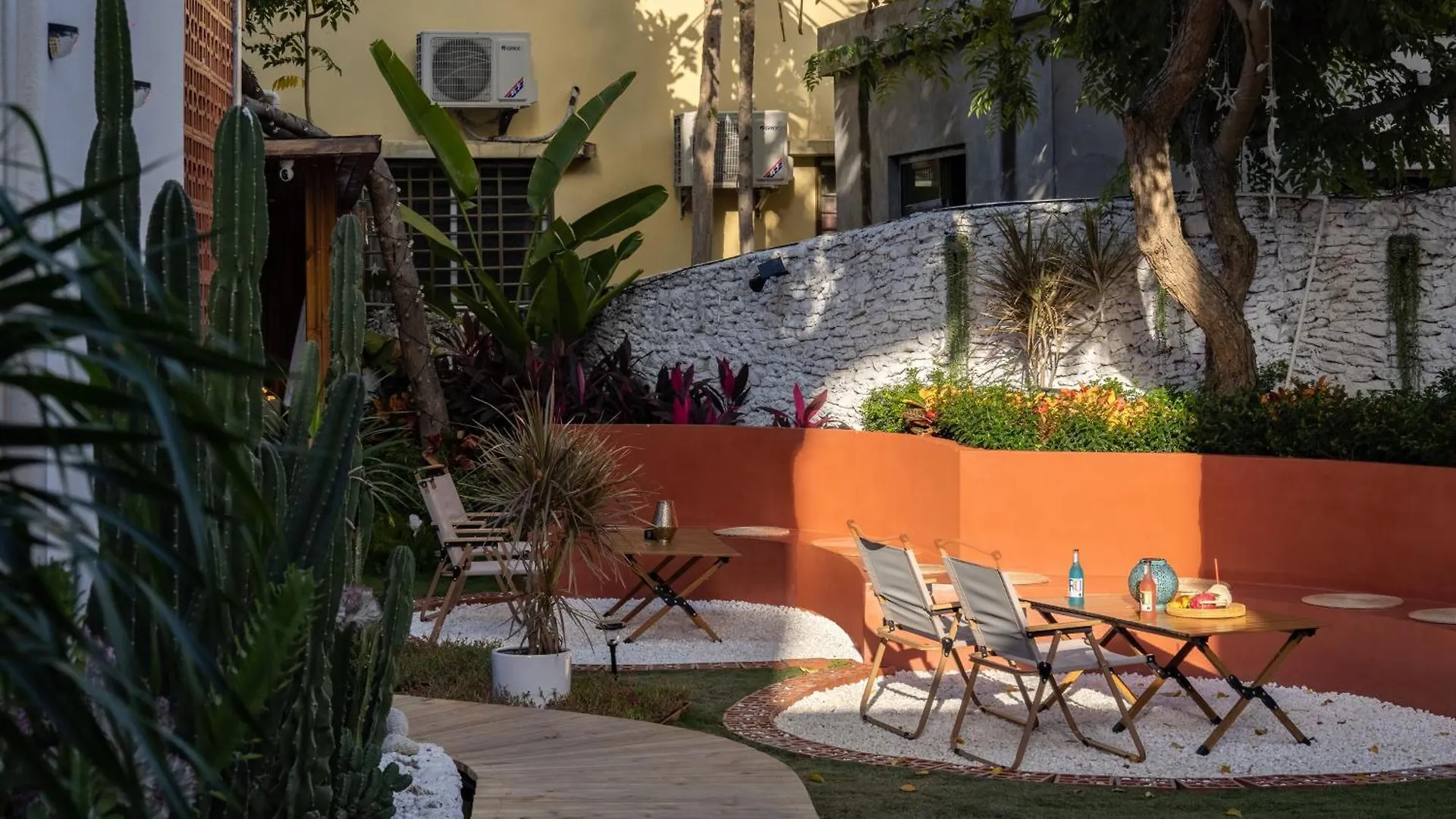 Homestay Sanya West Island Sansheng Garden And Cat B&B