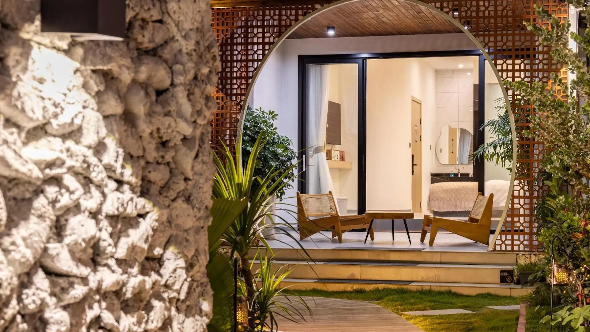 Sanya West Island Sansheng Garden And Cat B&B Homestay